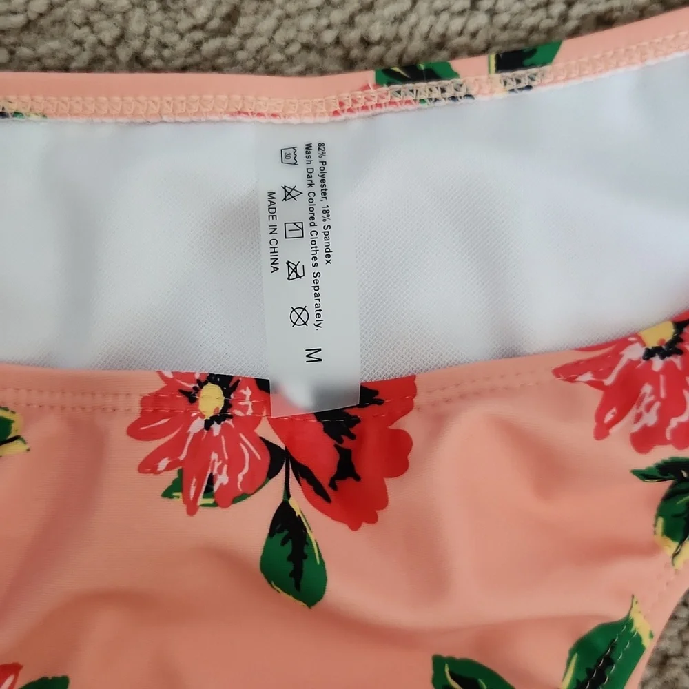 SHEIN bikini bottom NWOT! - Picture 2 of 3